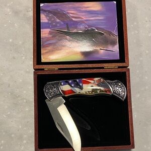 American Flag Folding Knife with Silver Detailing